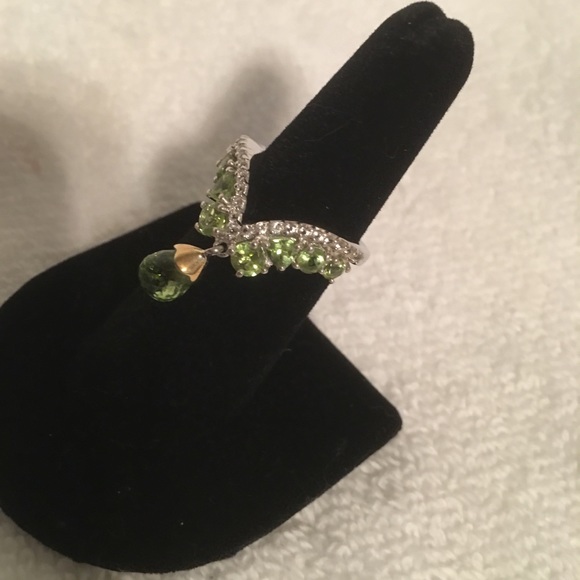 Ring - Picture 2 of 3